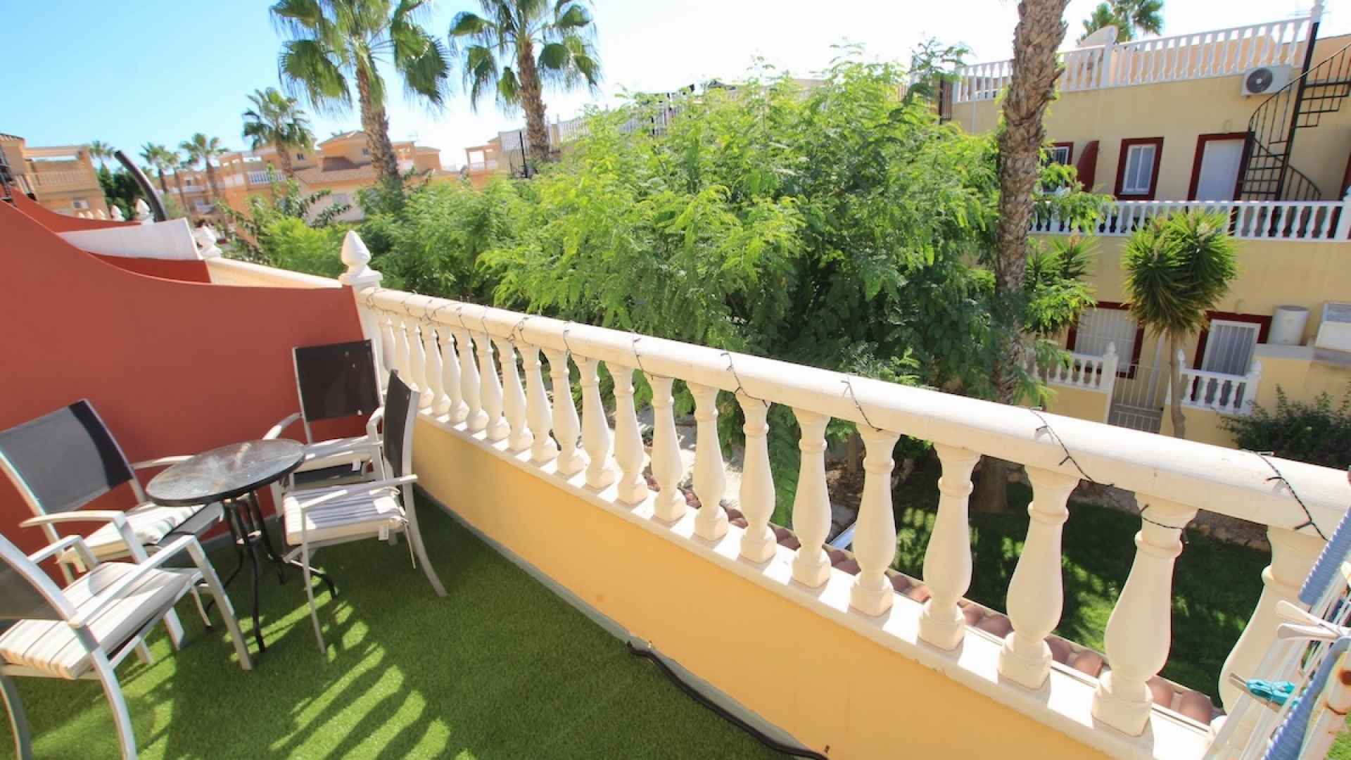 49146_bright_and_spacious_3_bedroom_townhouse_in_lo_crispin_160925190110_img_7147