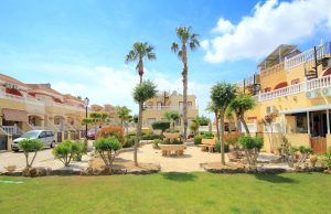 49146_bright_and_spacious_3_bedroom_townhouse_in_lo_crispin_160925190110_1