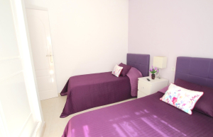 49147_beautifully_presented_2_3_bed_semi_detached_property_with_pool_views_170925140244_img_7206