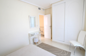 49147_beautifully_presented_2_3_bed_semi_detached_property_with_pool_views_170925140245_img_7198