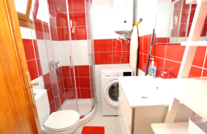 49140_stylish_one_bedroom_apartment_with_sea_views_110925135236_img_6824