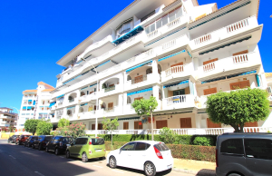 49140_stylish_one_bedroom_apartment_with_sea_views_110925135236_img_6875
