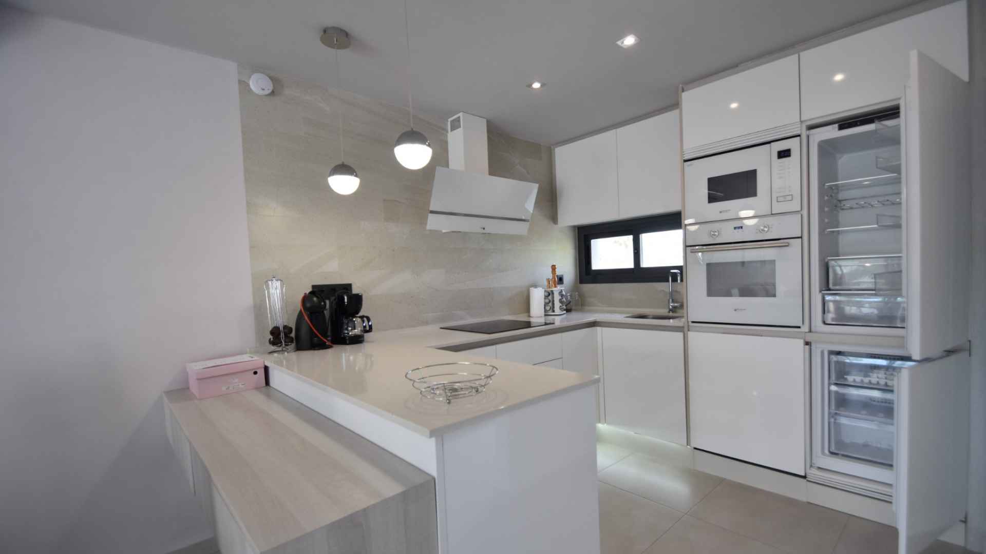 o_1j8te7i31jfq1lbg1pf8u3rrom69