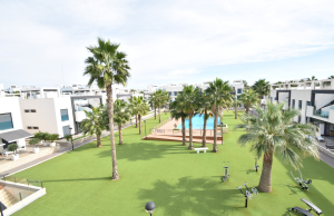 o_1j8te6fde1h1b1pfl56p1m8lh2t3p