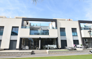 o_1j8te92fmqq71o9bd2nd831oul80