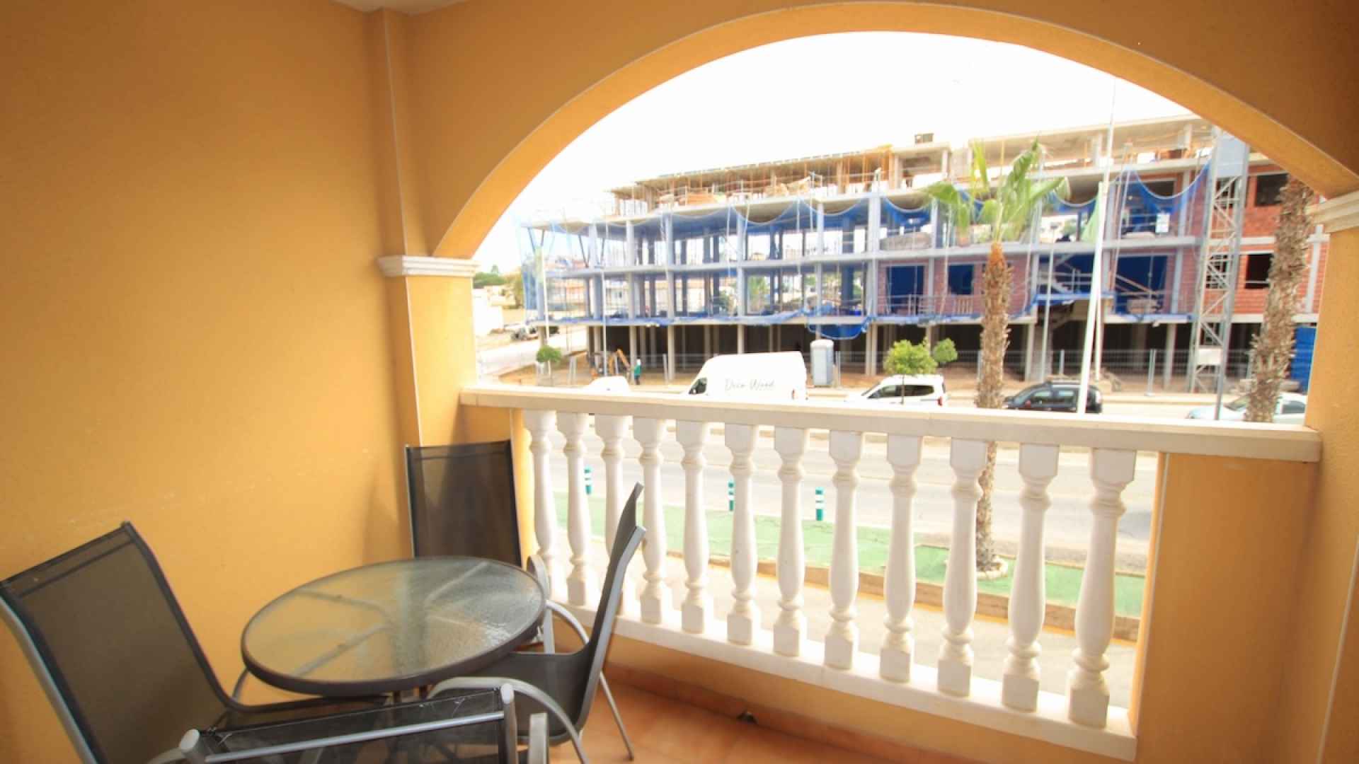 49160_fabulous_2_bedroom_duplex_style_townhouse_village_setting_071025183333_img_8260