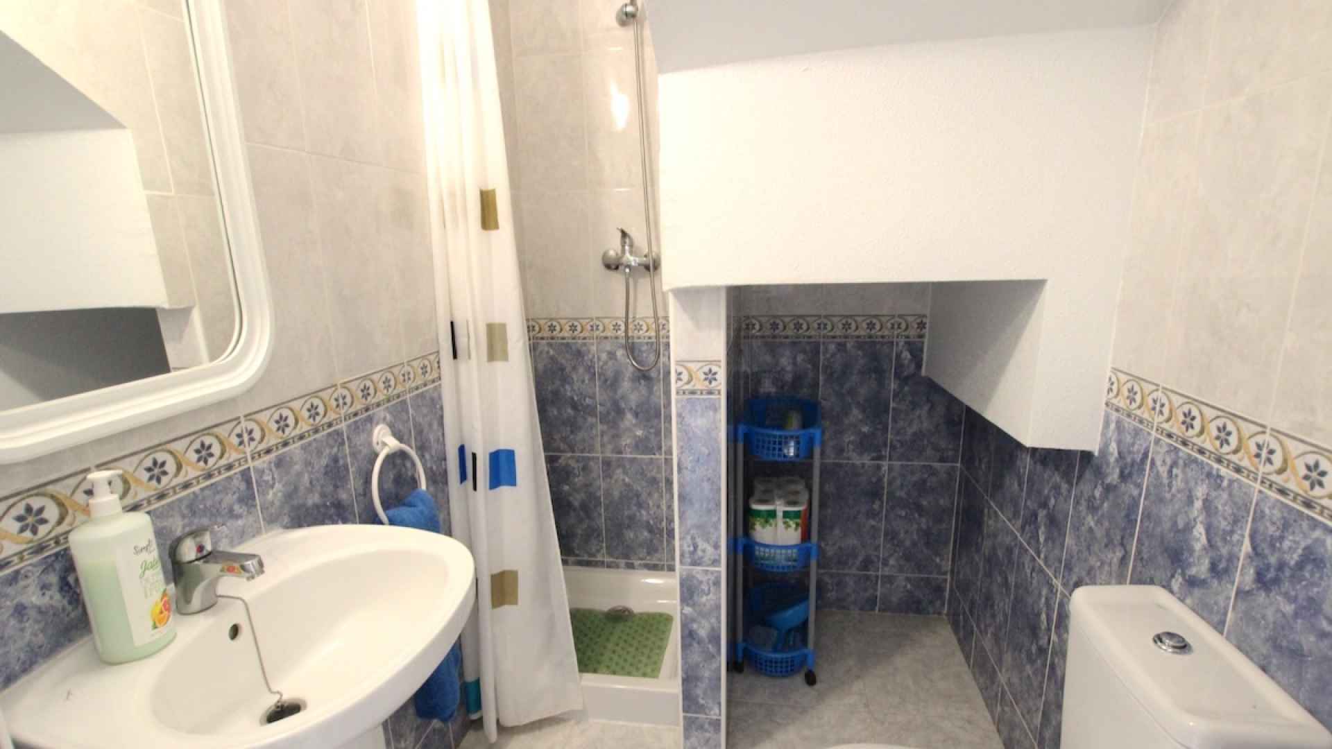 49160_fabulous_2_bedroom_duplex_style_townhouse_village_setting_071025183336_img_8218