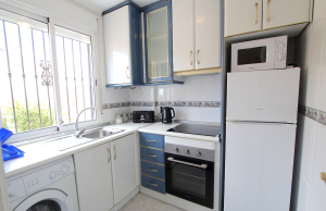 49160_fabulous_2_bedroom_duplex_style_townhouse_village_setting_071025183337_img_8214