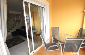 49160_fabulous_2_bedroom_duplex_style_townhouse_village_setting_071025183338_img_8264