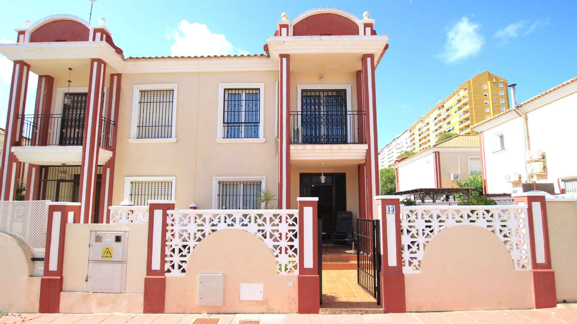 49173_stylish_3_bed_semi_detached_villa_walking_distance_to_the_beach_151025082522_img_8815