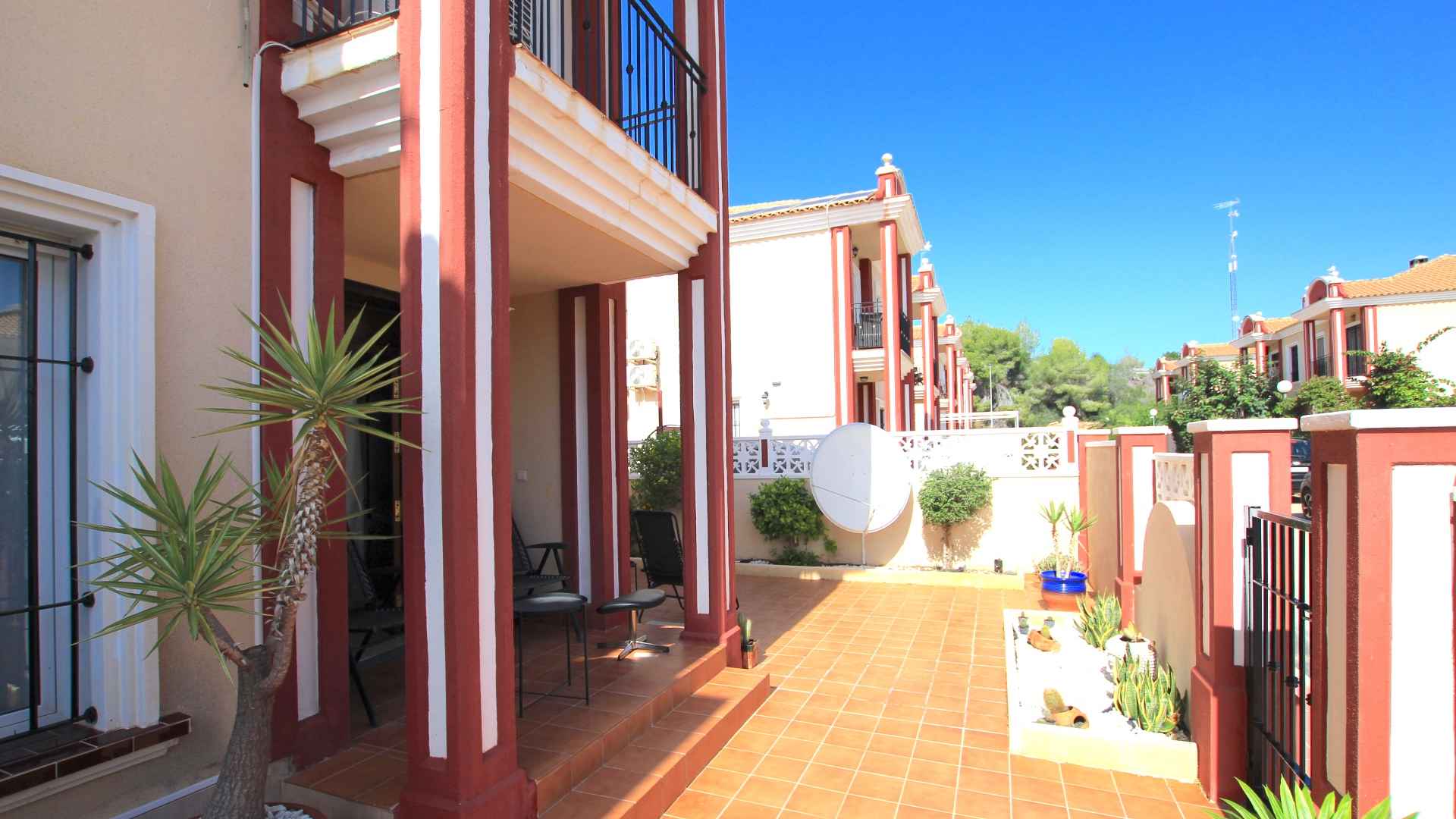 49173_stylish_3_bed_semi_detached_villa_walking_distance_to_the_beach_151025082523_img_8817