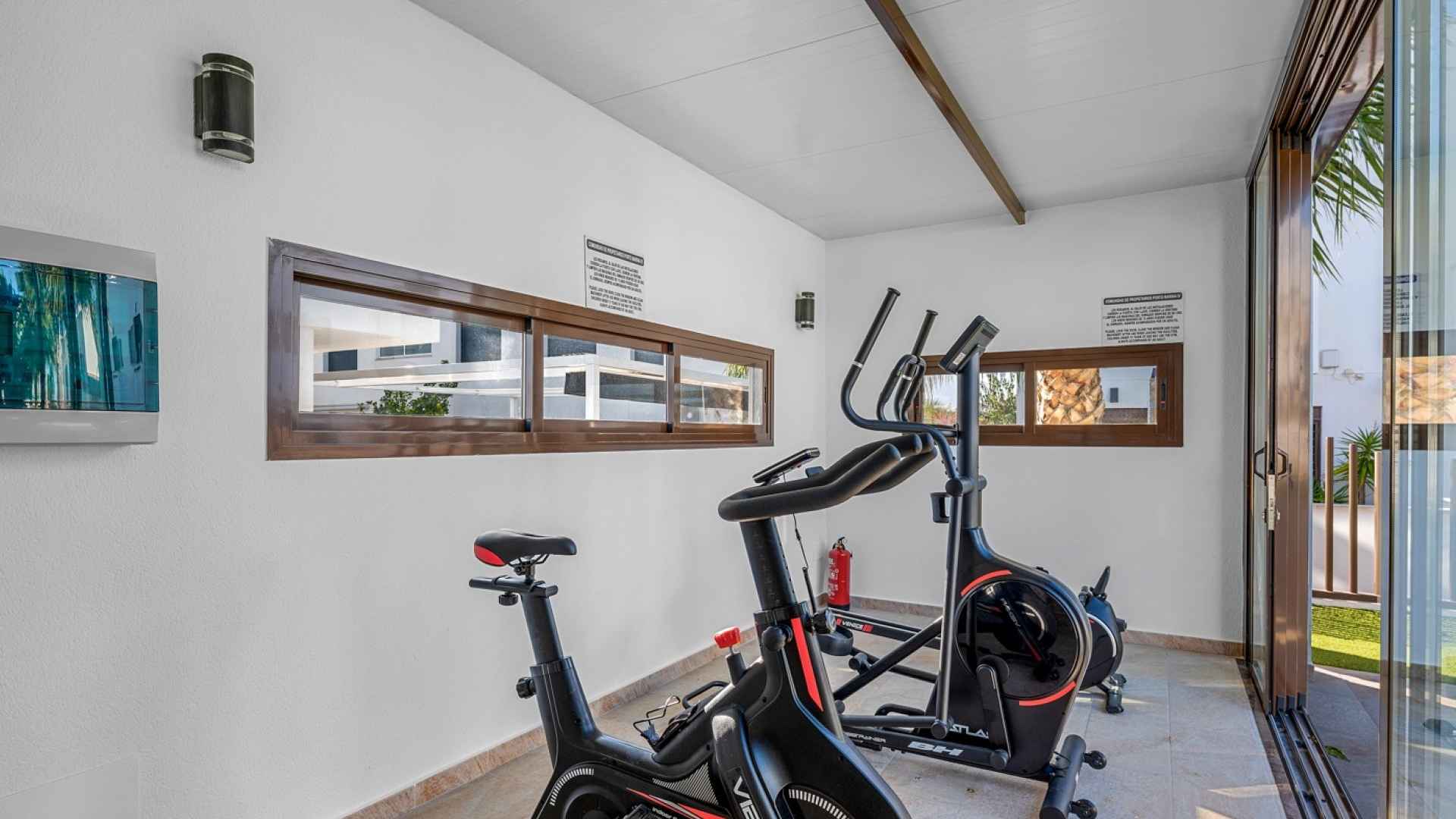 sale-penthouse-torre-de-la-horadada-alicante-spain_241739_xl (1)