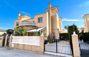 Ref:200-4401-Three Bedroom, Quad Style Villa On El Raso, Guardamar Del Segura.-Alicante-Spain-Quad-Resale