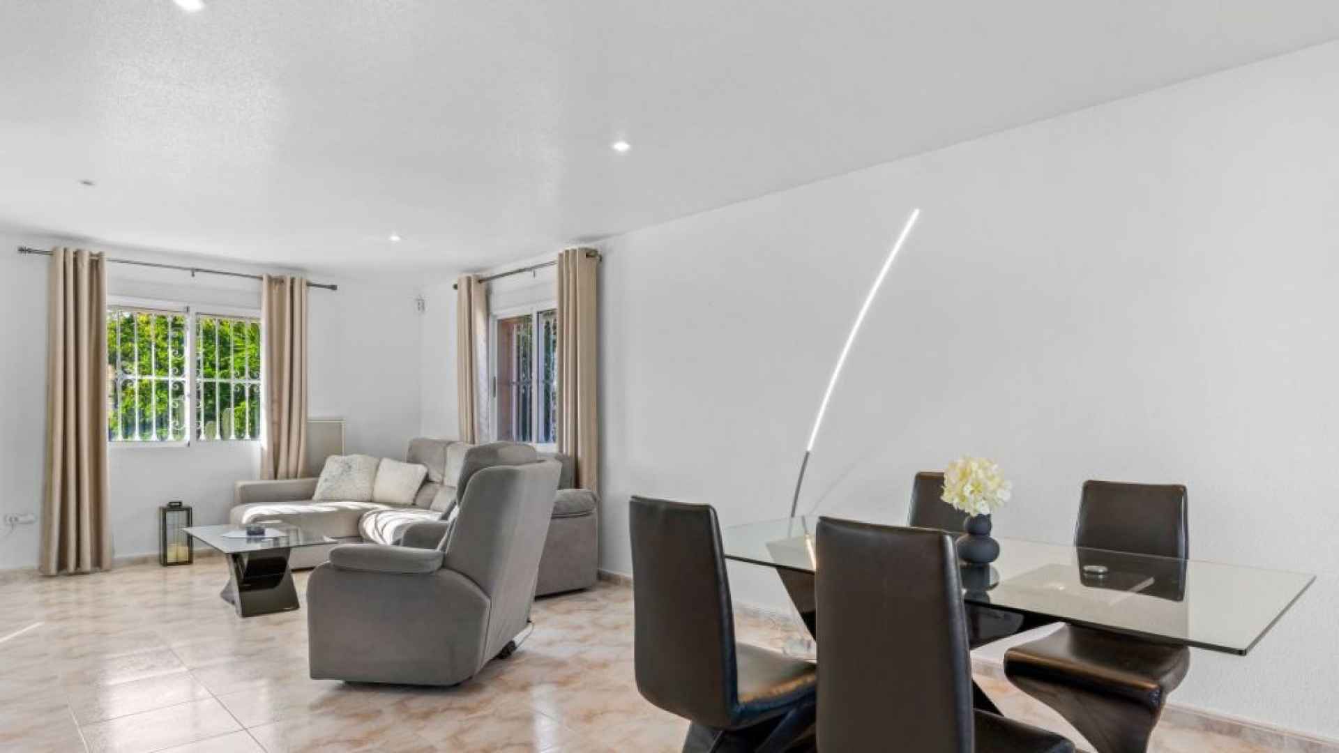 frontpic30-be707-1024x768