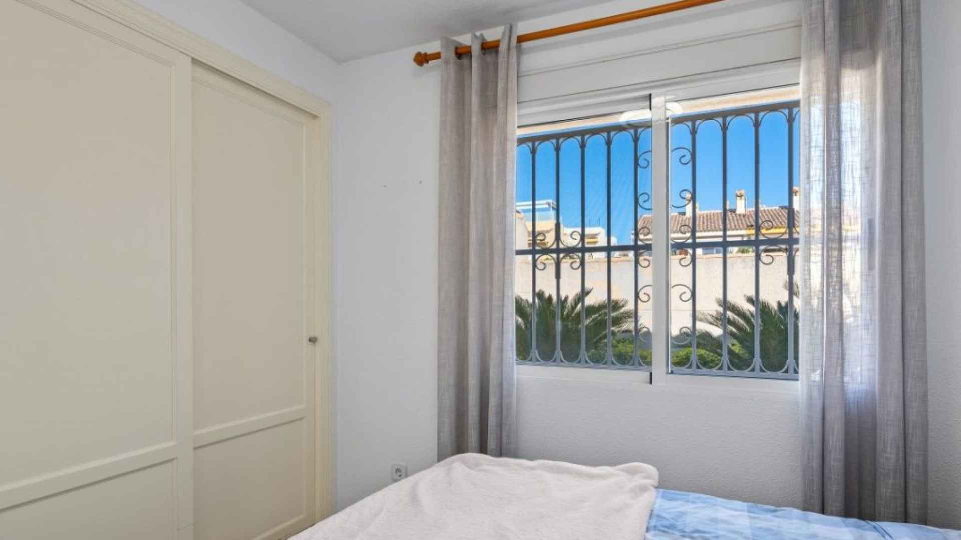 frontpic41-be707-1024x768