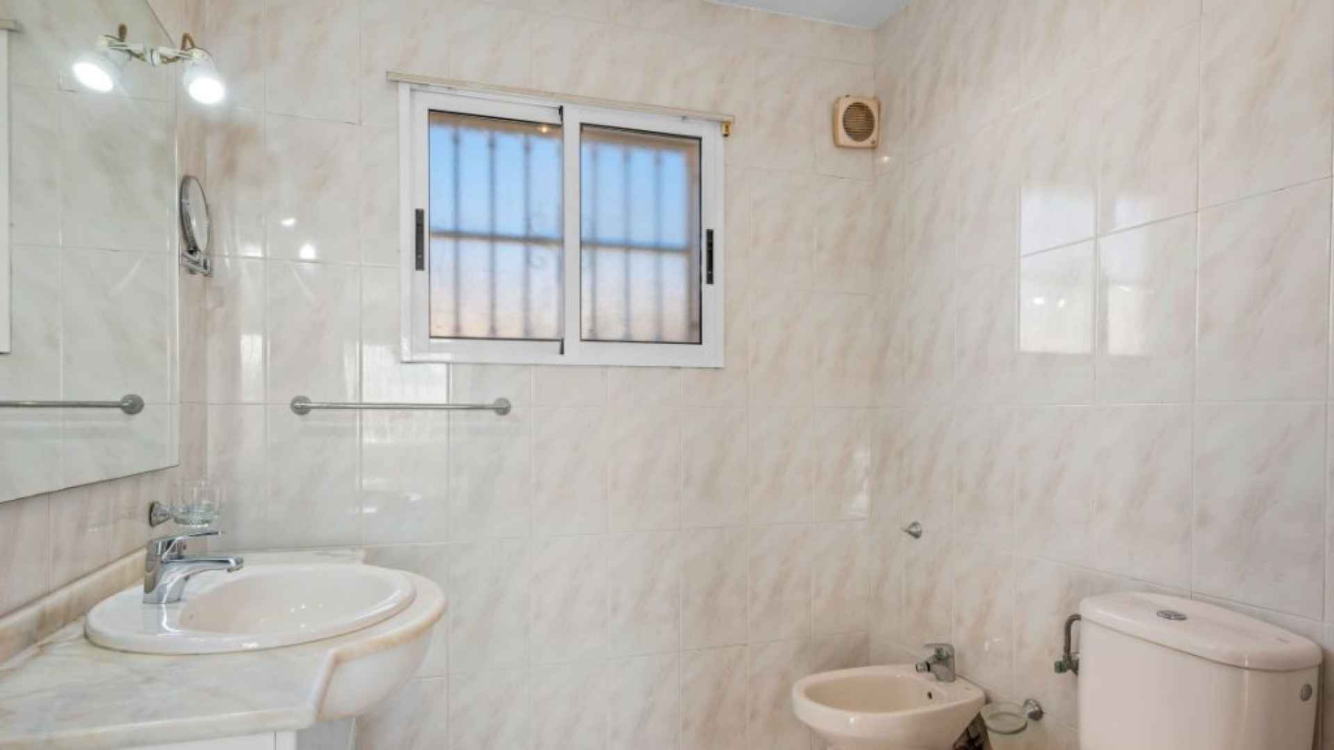 frontpic46-be707-1024x768