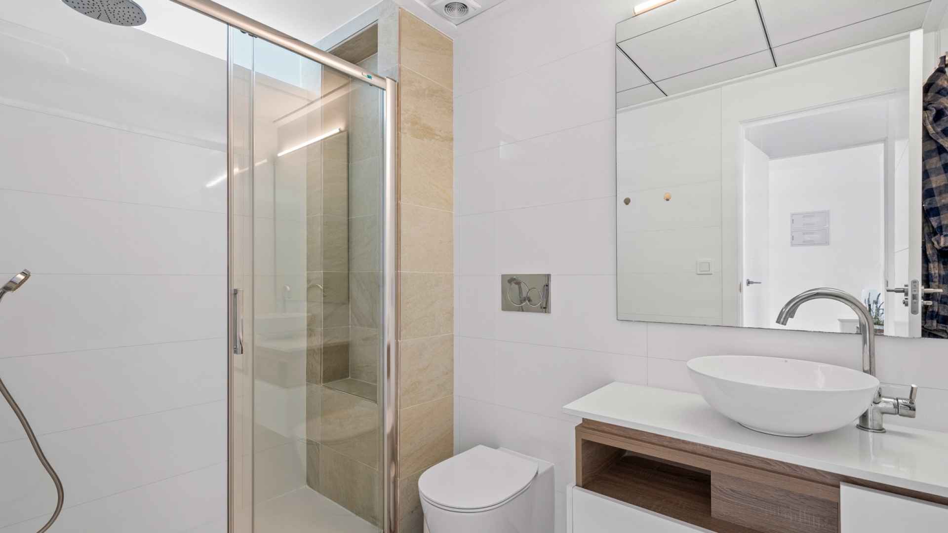 12eccb32-4fe1-47e2-b659-7522127f3353