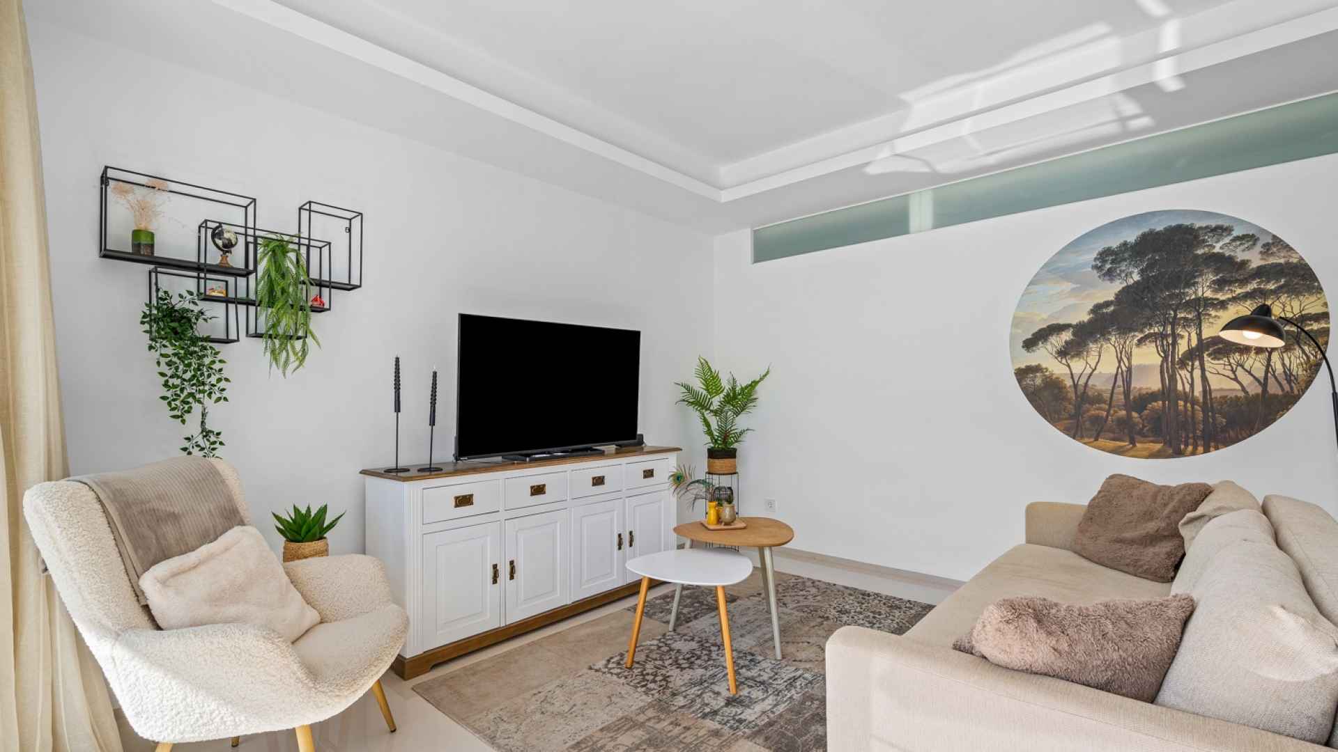 1a5b2315-a776-4a88-8220-5b673da70d46