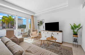 5c51bec4-e871-4a8e-8946-76875e6c52cd