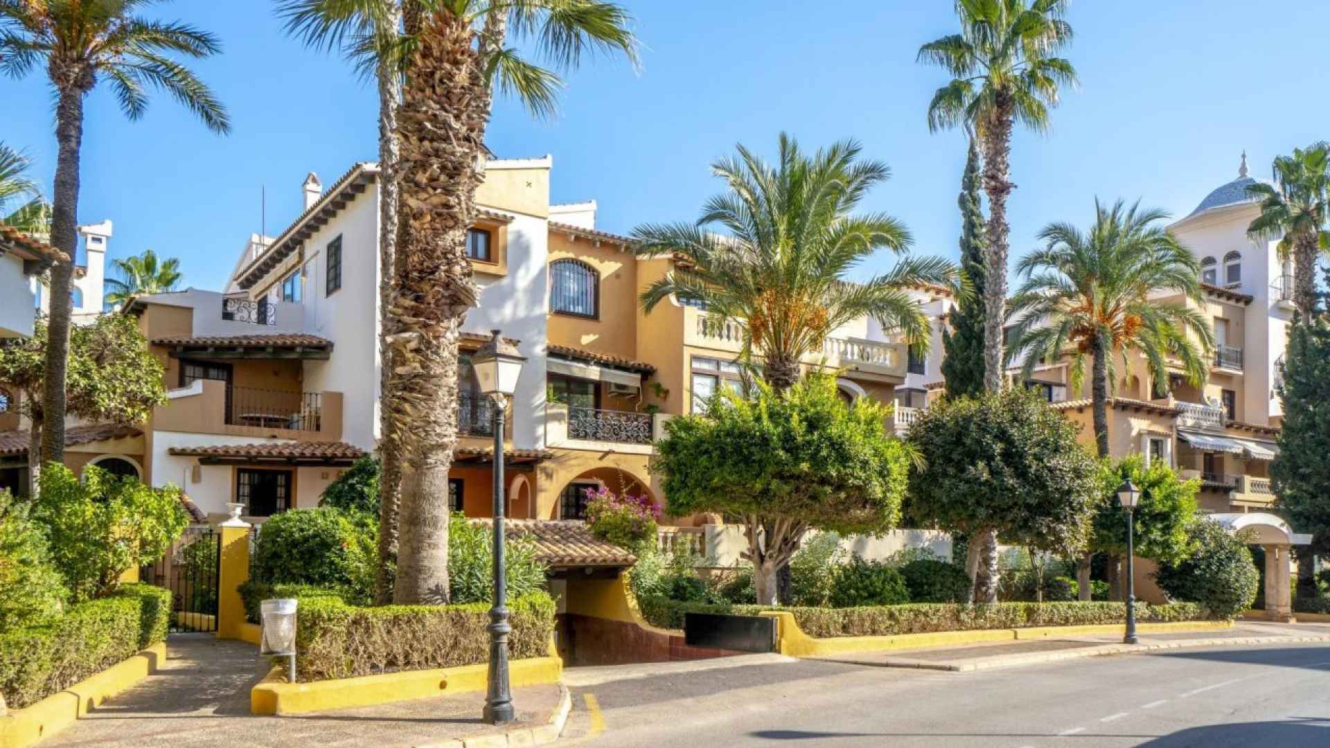 resale-penthouse-duplex-torrevieja-playa-de-los-locos_164748_xl