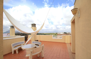 49171_stunning_2_bed_corner_apartment_with_a_mountain_backdrop_131025135845_img_8711