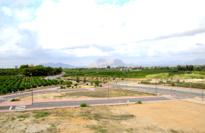49171_stunning_2_bed_corner_apartment_with_a_mountain_backdrop_131025135848_img_8684