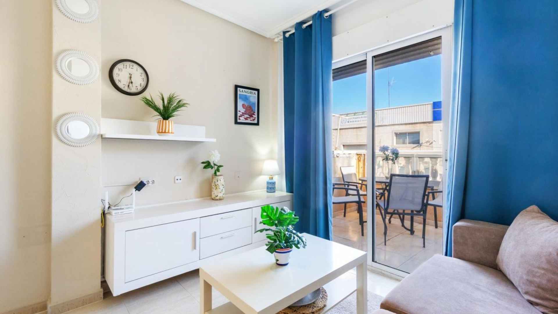 resale-upper-floor-torrevieja-pueblo-centro_165405_xl