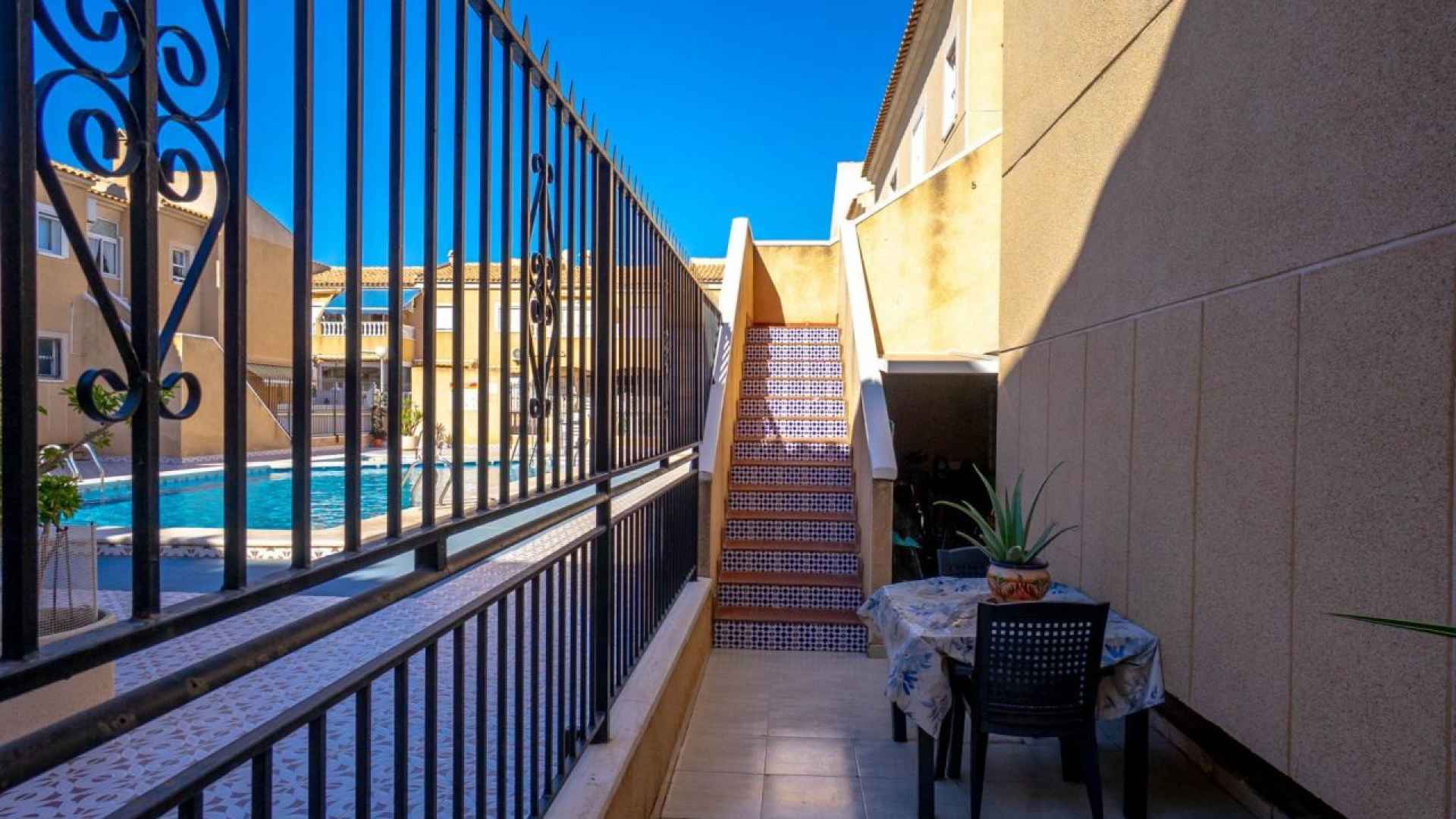 resale-upper-floor-torrevieja-pueblo-centro_165420_xl