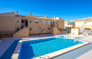 resale-upper-floor-torrevieja-pueblo-centro_165421_xl