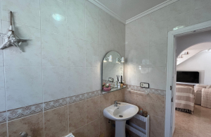 o_1jacdaslp7gbode1nb61ich1e0r42