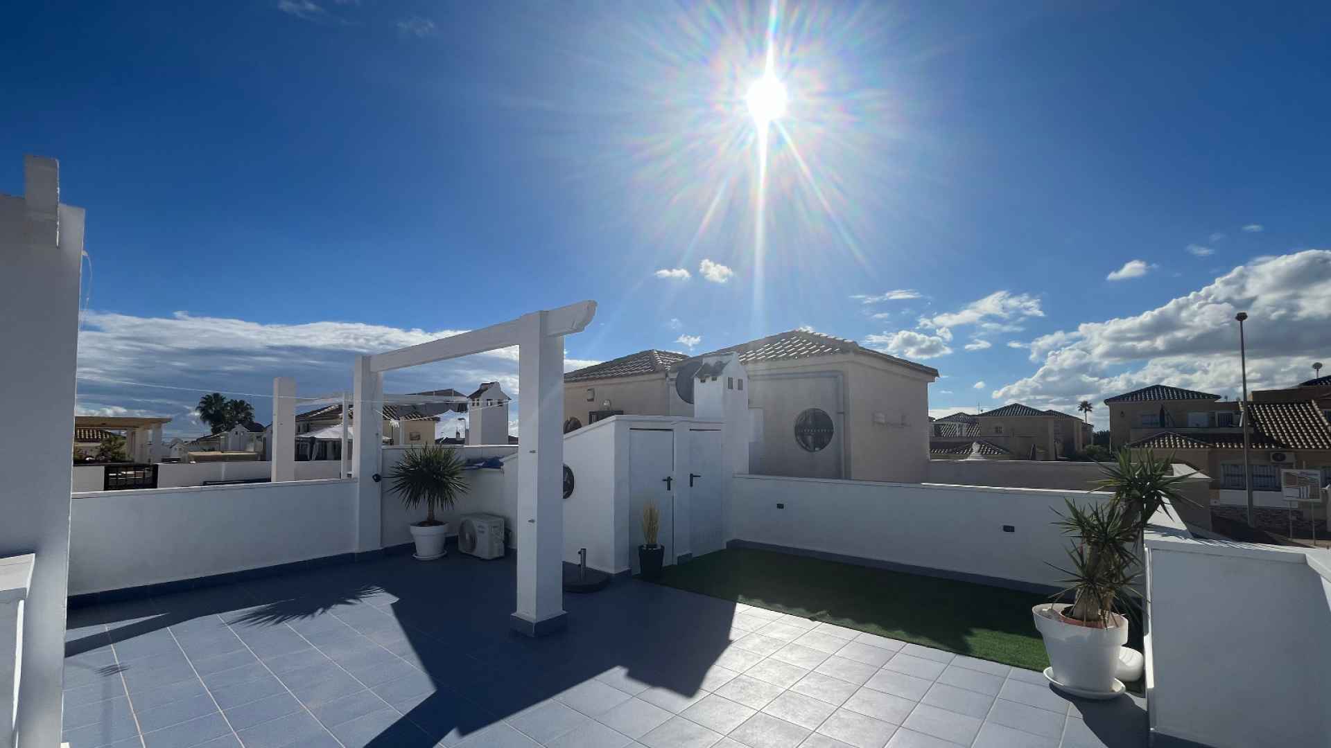 o_1jaccsur61ea189p7ivrr91lc746