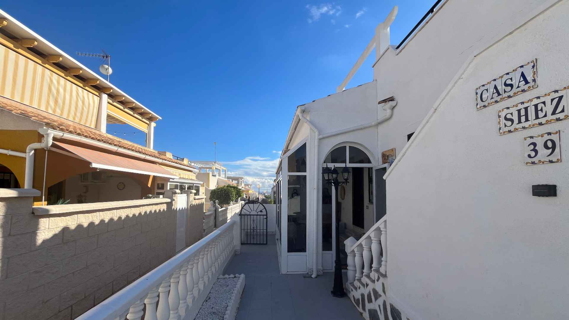 o_1jaccsur61hhs1roog9719ih136n4e