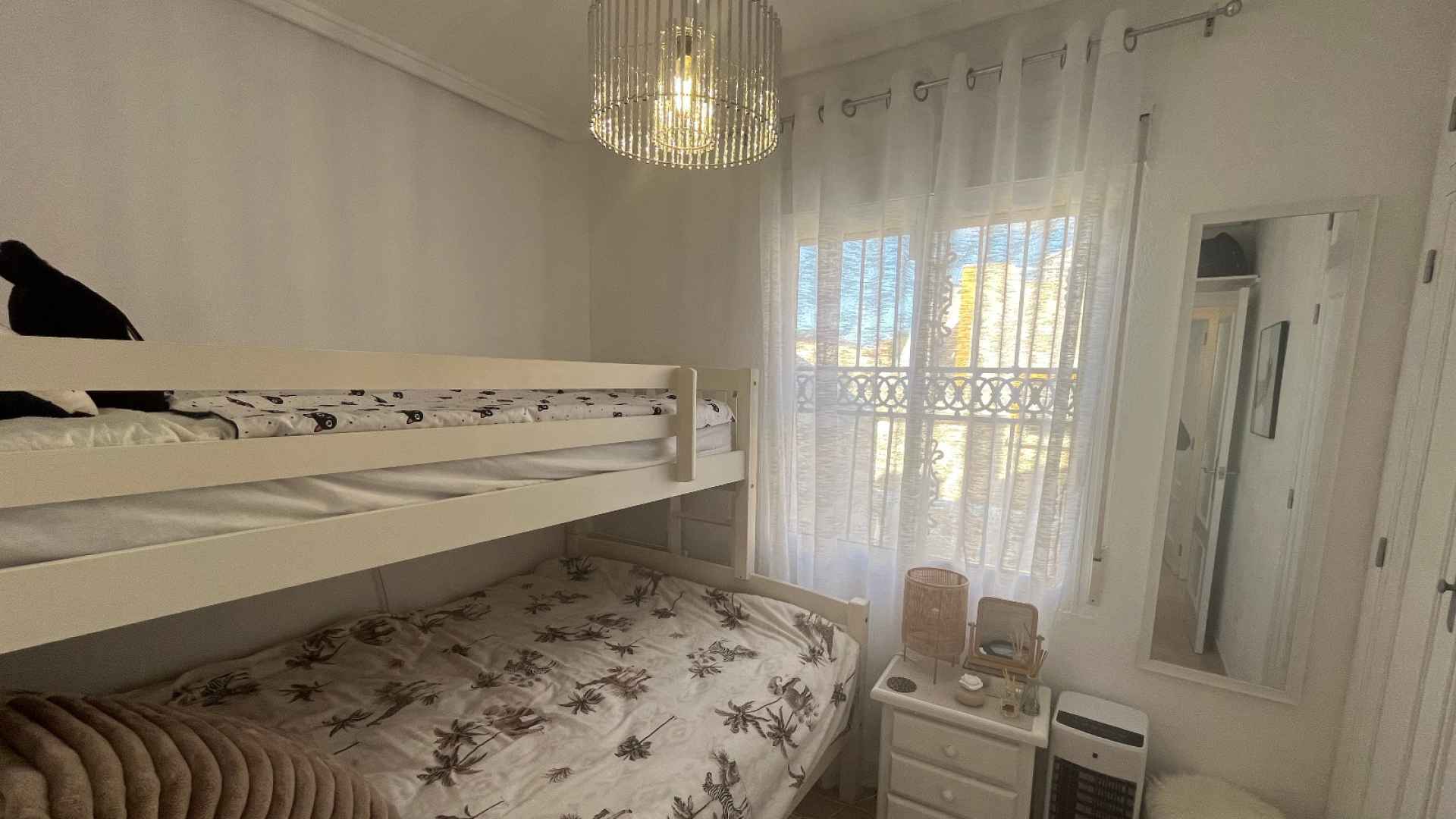 o_1jaccsur6g3h1f7po431avo1ttf3r