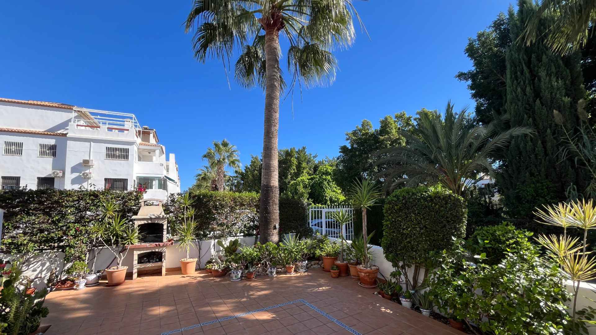 d6915ce83d82066915ce83d8269