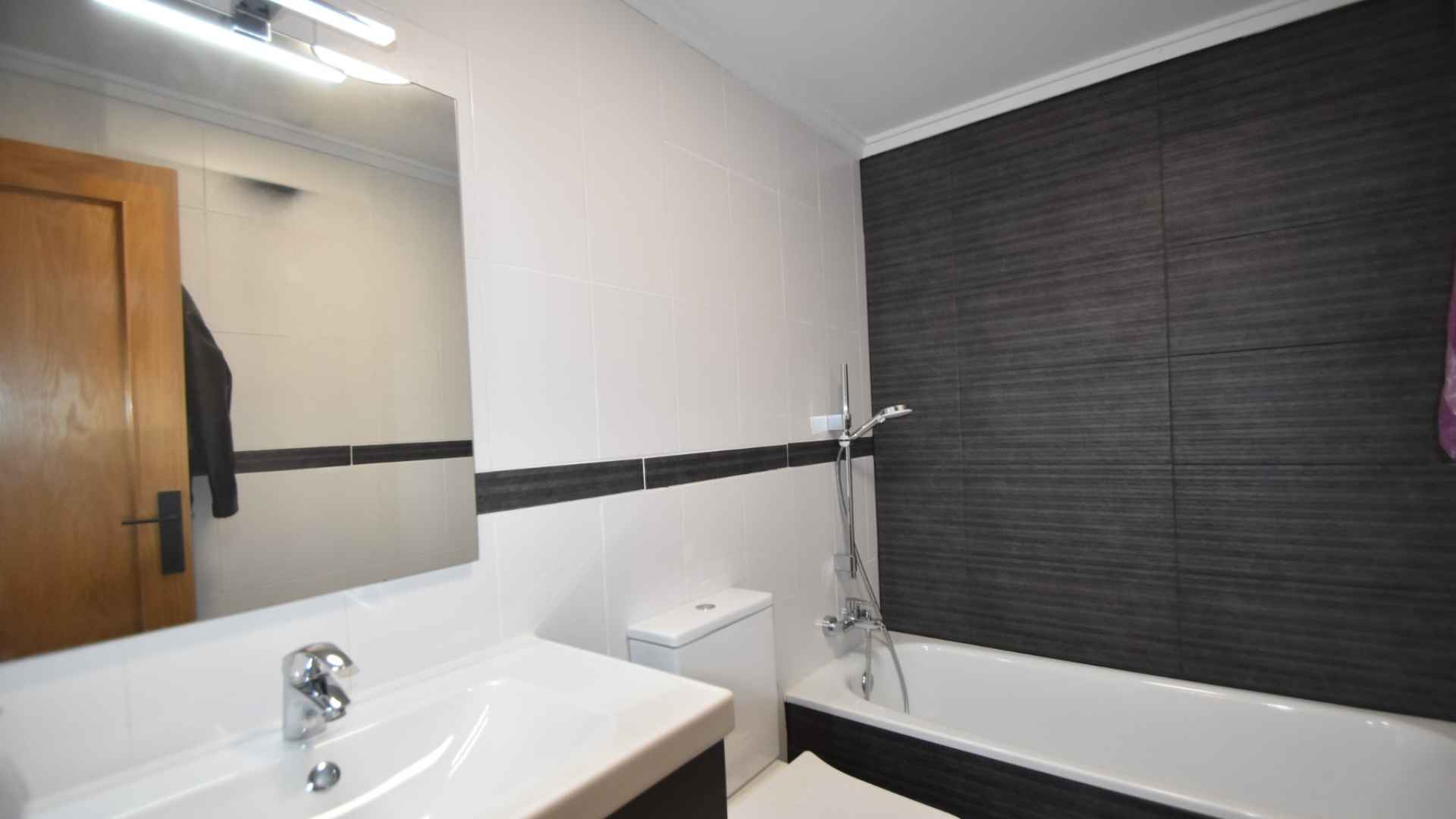 o_1j9uql8sp1aicaoi1un71pcd14693h