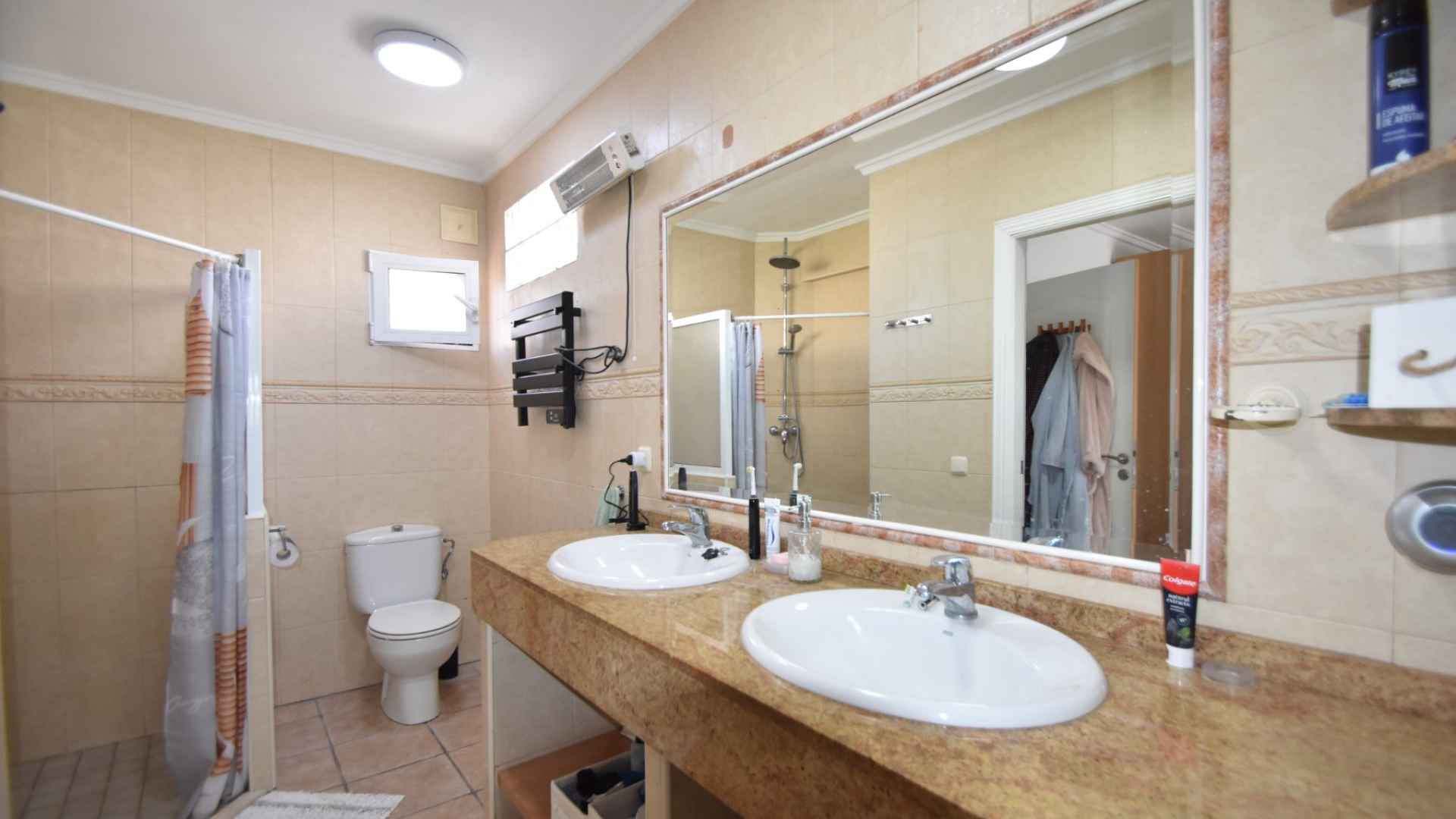 o_1j83hdv8j1dmdsq91sss1a1c69e3c