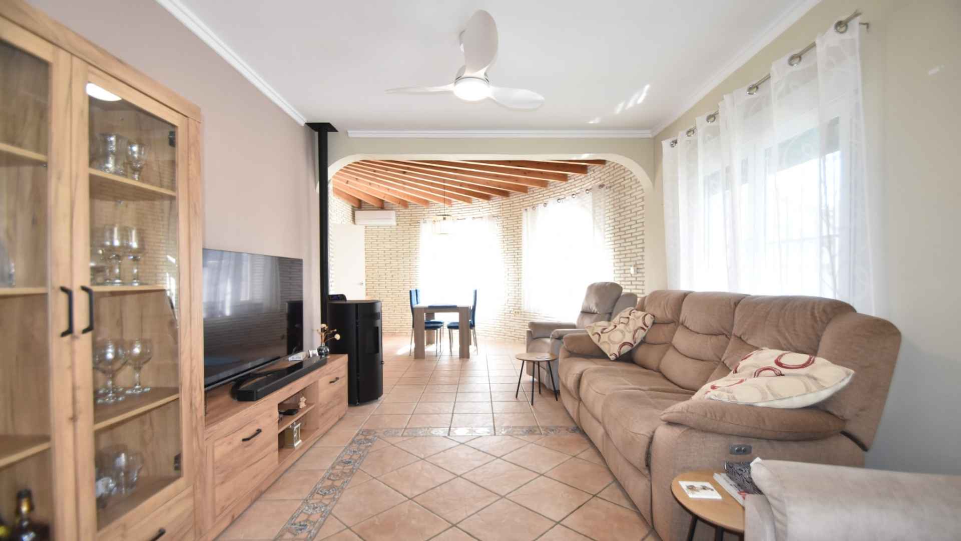 o_1j83hlusrj0sp59hkv1km1r3f83