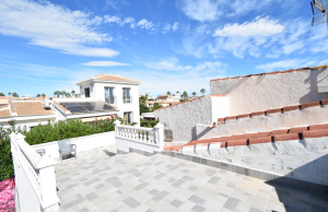 o_1j83hi1be1c30ngs1ot514tb1atb5i