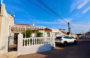 Ref:200-4480-Two Bedroom Bungalow In La Siesta, Torrevieja.-Alicante-Spain-Bungalow-Resale