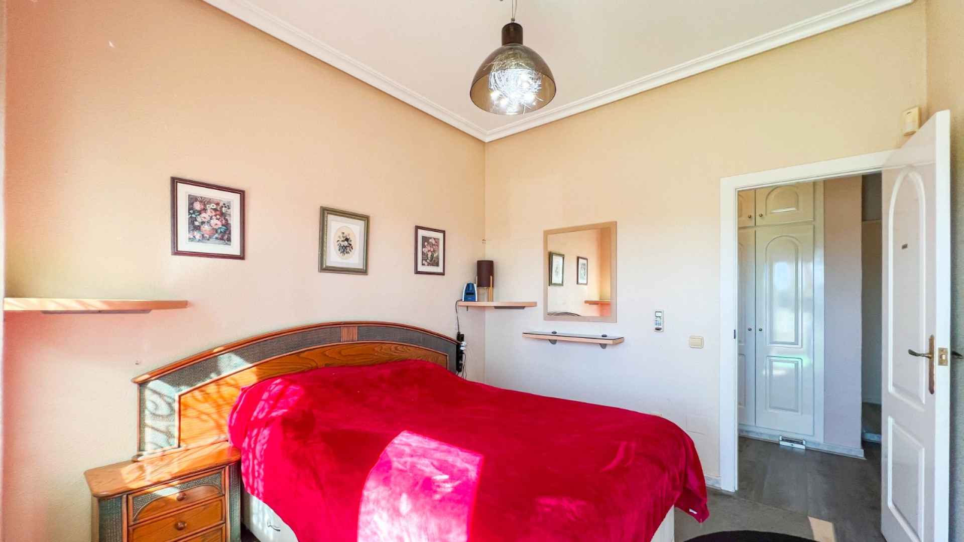 o_1gs4crltscgifev2ed8nh1p7r23