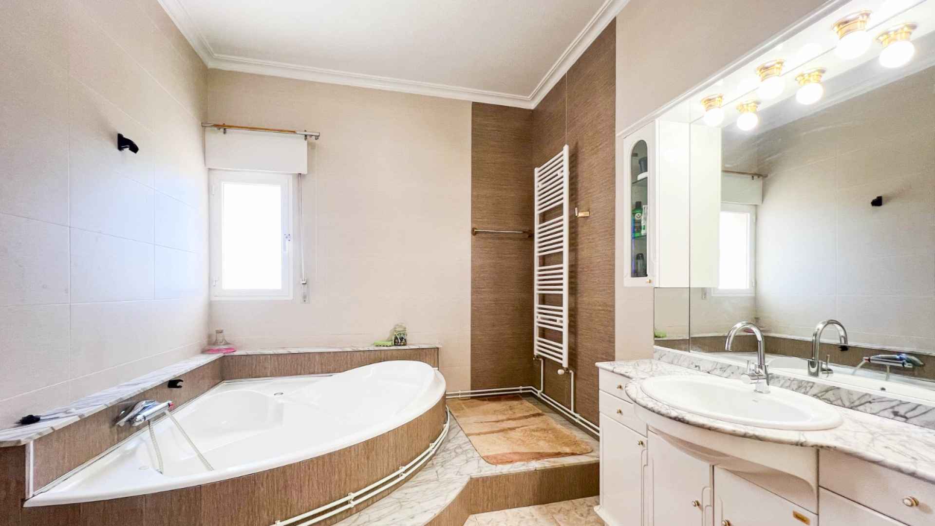 o_1gs4crltt1ob81ch4d2e6bq1c7326