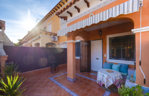 49255_beautiful_two_bedroom_townhouse_with_pool_views_091225103043_photo_2025_12_02_11_41_04