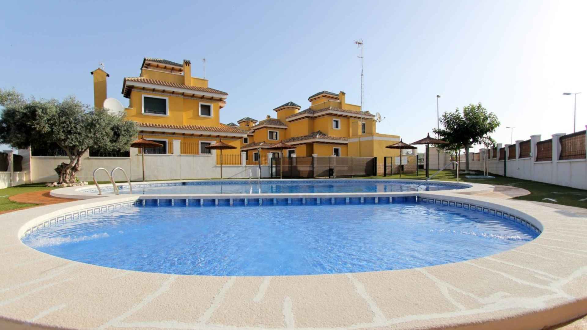 re-sale-semi-detached-villa-ciudad-quesada_93176_xl