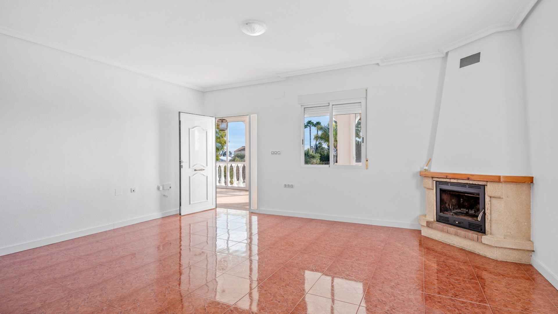 resale-country-property-dolores_327353_xl