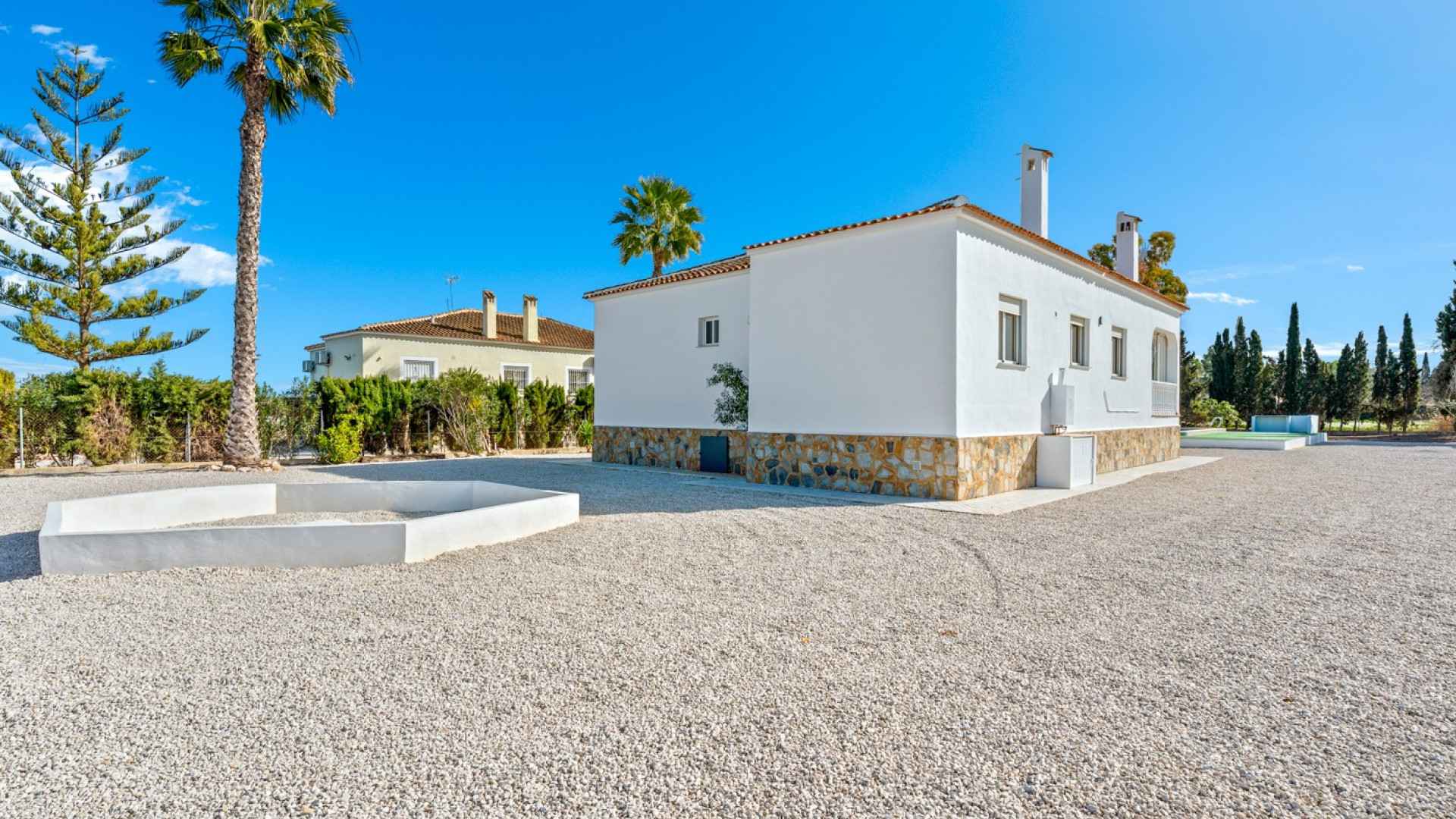 resale-country-property-dolores_327364_xl