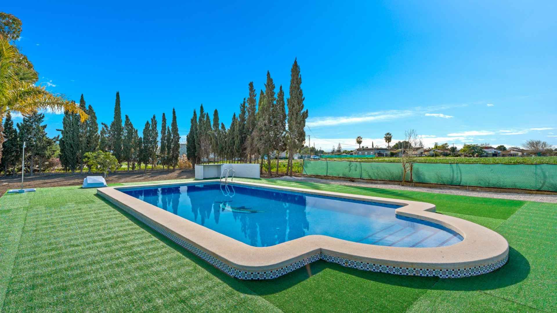 resale-country-property-dolores_327366_xl