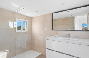 resale-country-property-dolores_327359_xl