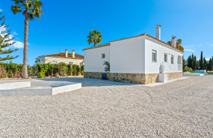 resale-country-property-dolores_327364_xl