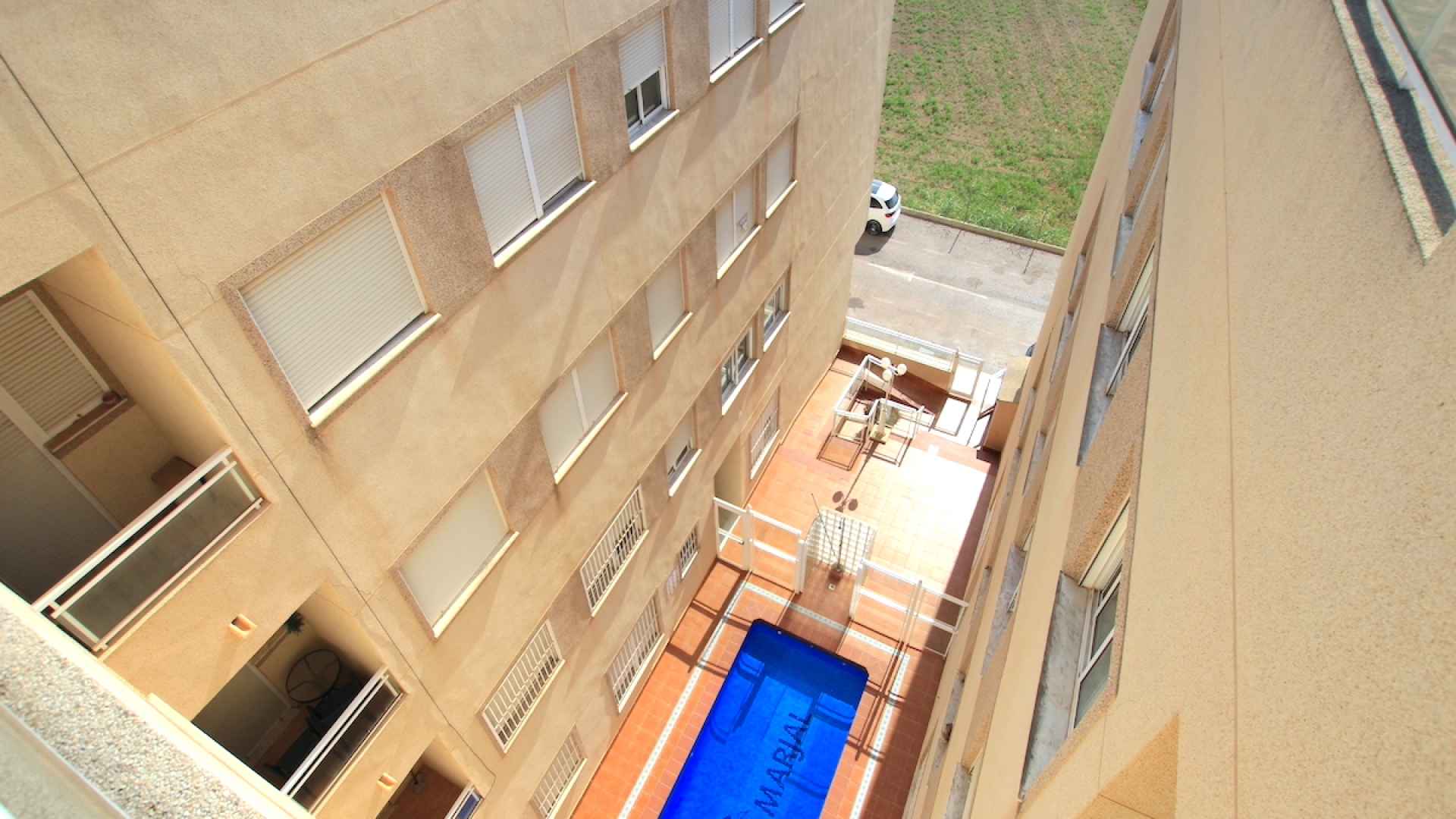 49283_roomy_two_bedroom_apartment_in_los_palacios_190126114202_4