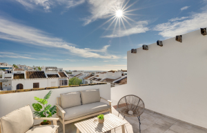 200-4621, Two Bedroom, Top Floor Apartment In Ciudad Quesada.m